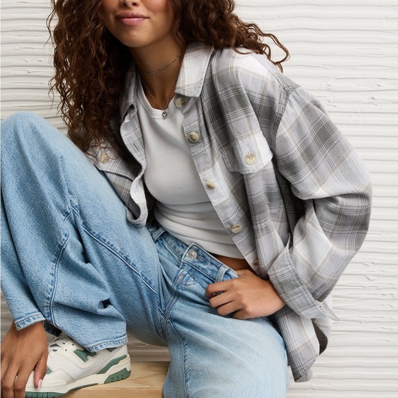 NWT Hollister Plaid Button Down Shirt - Picture 2 of 7